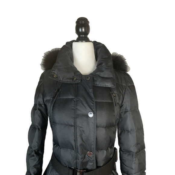 Burberry Abbeydale Puffer Coat with Fox Fur Trimmed Hood - Picture 8 of 16